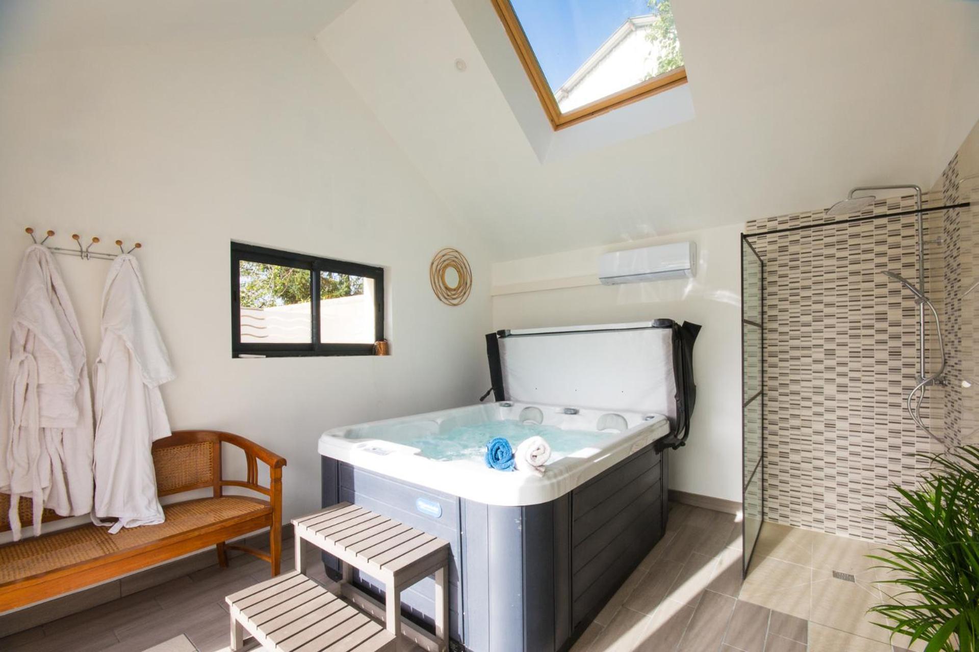 Le Sarcinoe Hotel Sergines Екстериор снимка
