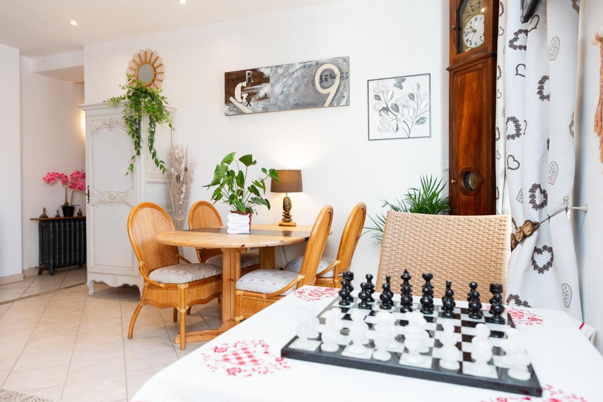 Le Sarcinoe Hotel Sergines Екстериор снимка